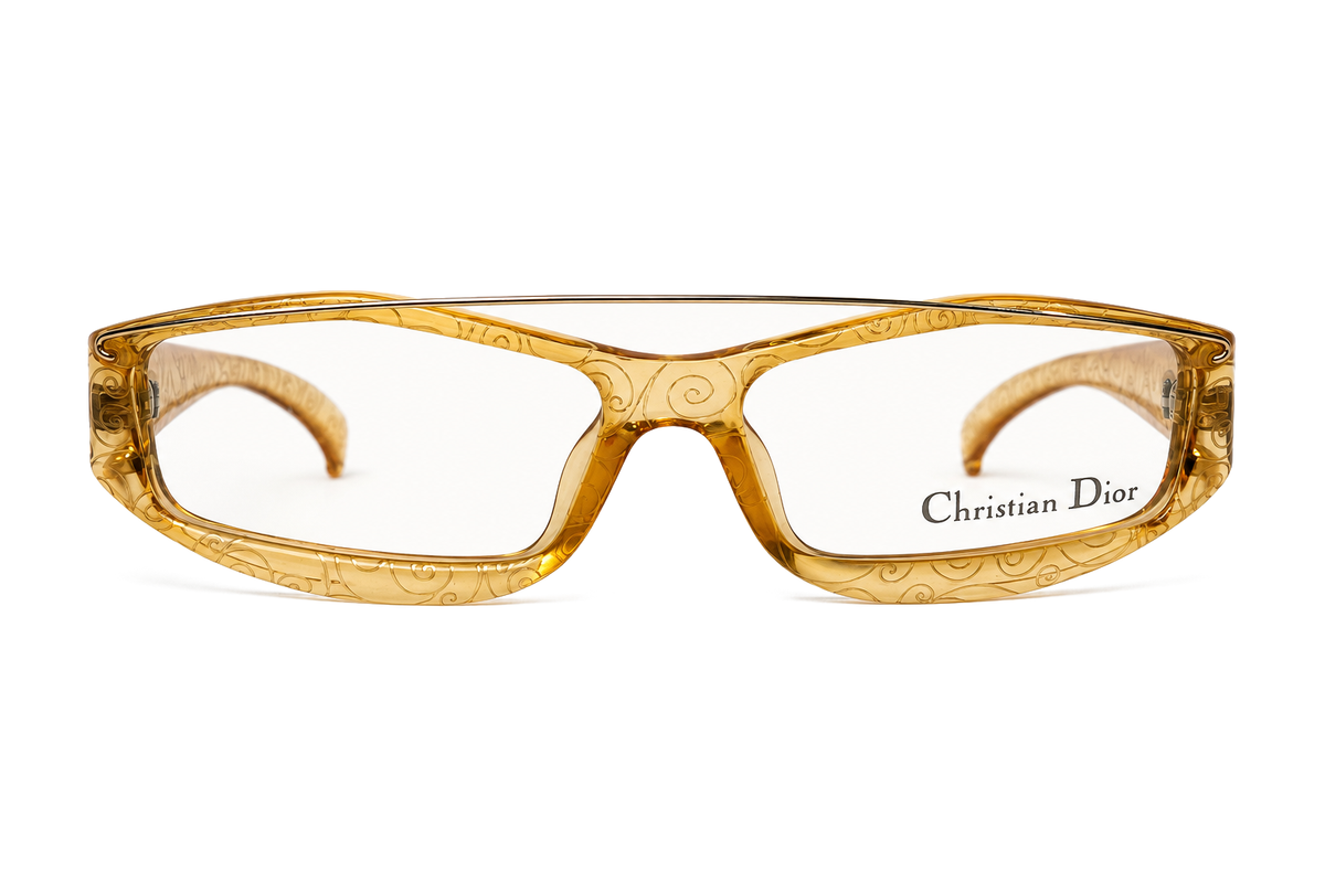 RV-001 · Christian Dior — Code 31 · face · fond blanc neutre