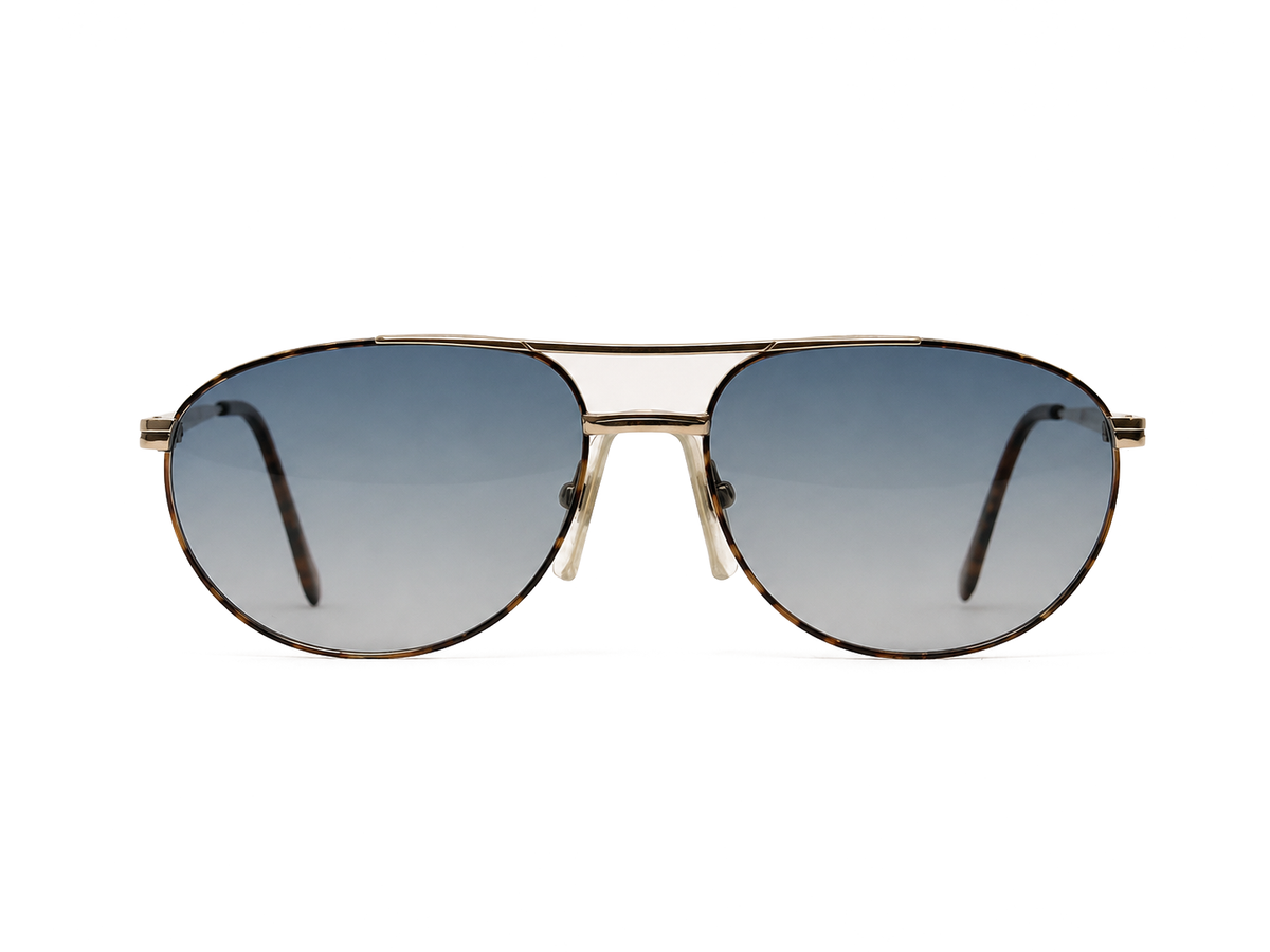RV-029 · Lacoste — 723 · face · fond blanc neutre