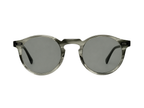 RV-031 · Oliver Peoples — Gregory Peck · face · fond blanc neutre